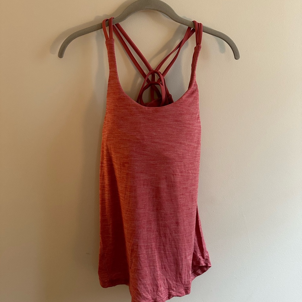 lulu lemon top